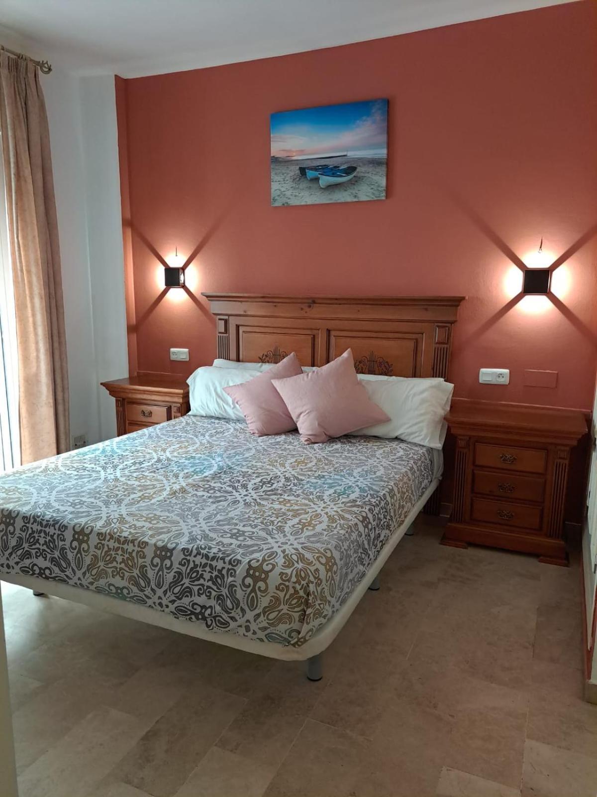 Hostal Montys Nerja Esterno foto